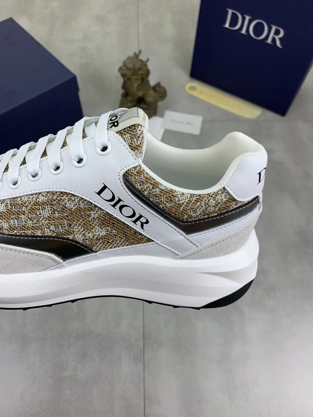 Men's Men's Shoes💰P420💰[New Style]🆘[Dior] 2025 Dior Original Lace-up Low-top Men's Shoes Classic casual shoes🔥This model is the official flagship model, with high quality and made by famous original designers. It is made of high-quality cowhide with original materials➕comfortable and breathable mesh lining➕pigskin insole. The perfect last shape and generous and fashionable design have attracted many consumers. Suitable for drivers to drive🚗. What you want is the best quality in the market. Color 4️⃣Code number: 38--44 (45 customized)
